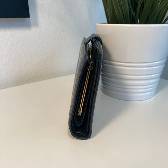 CHANEL Caviar Long Wallet
